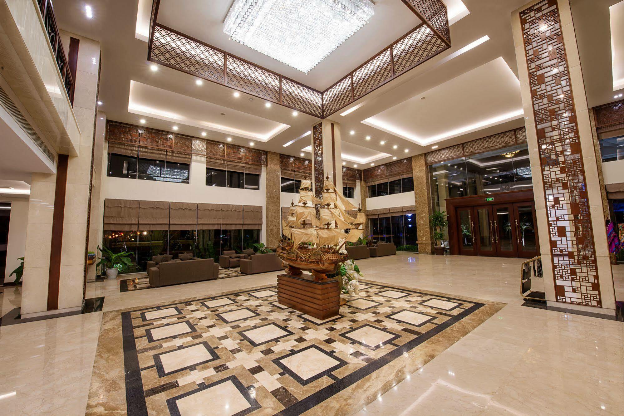 Muong Thanh Holiday Hoi An Hotel Buitenkant foto